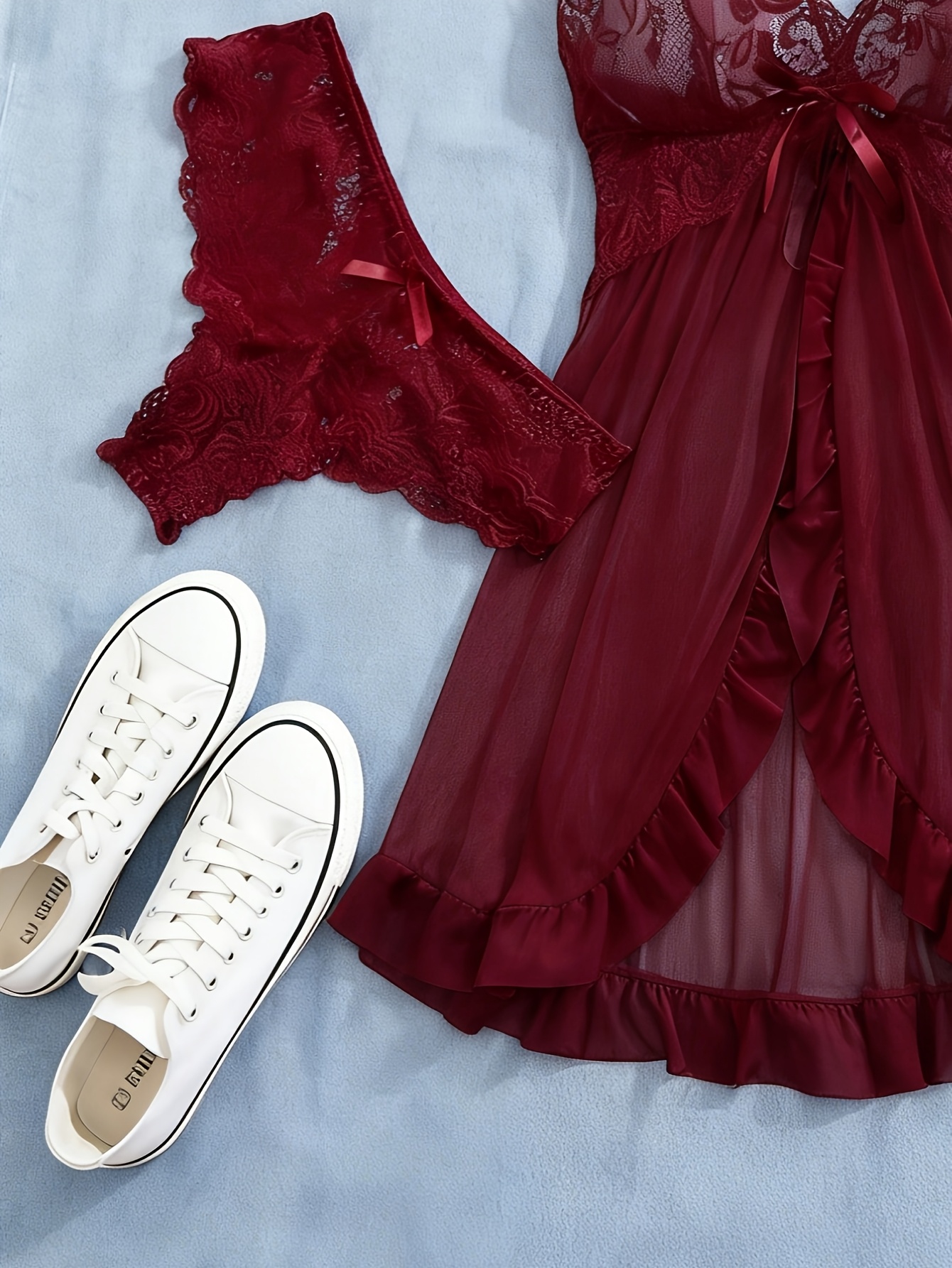 Front-Closure Mesh Camisole Set thumbnail 2